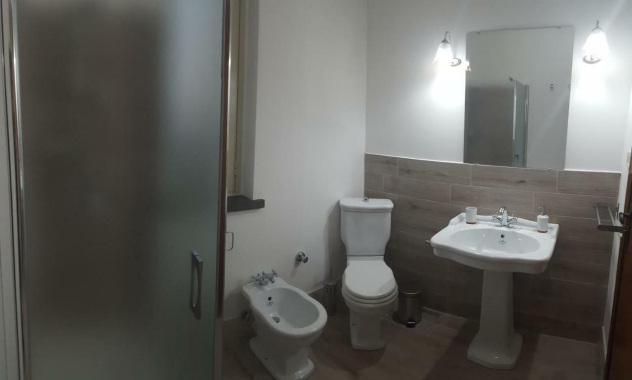 Casa Del Levante Рипосто Экстерьер фото