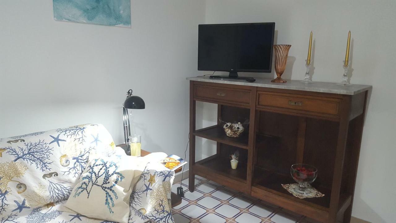 Casa Del Levante Рипосто Экстерьер фото